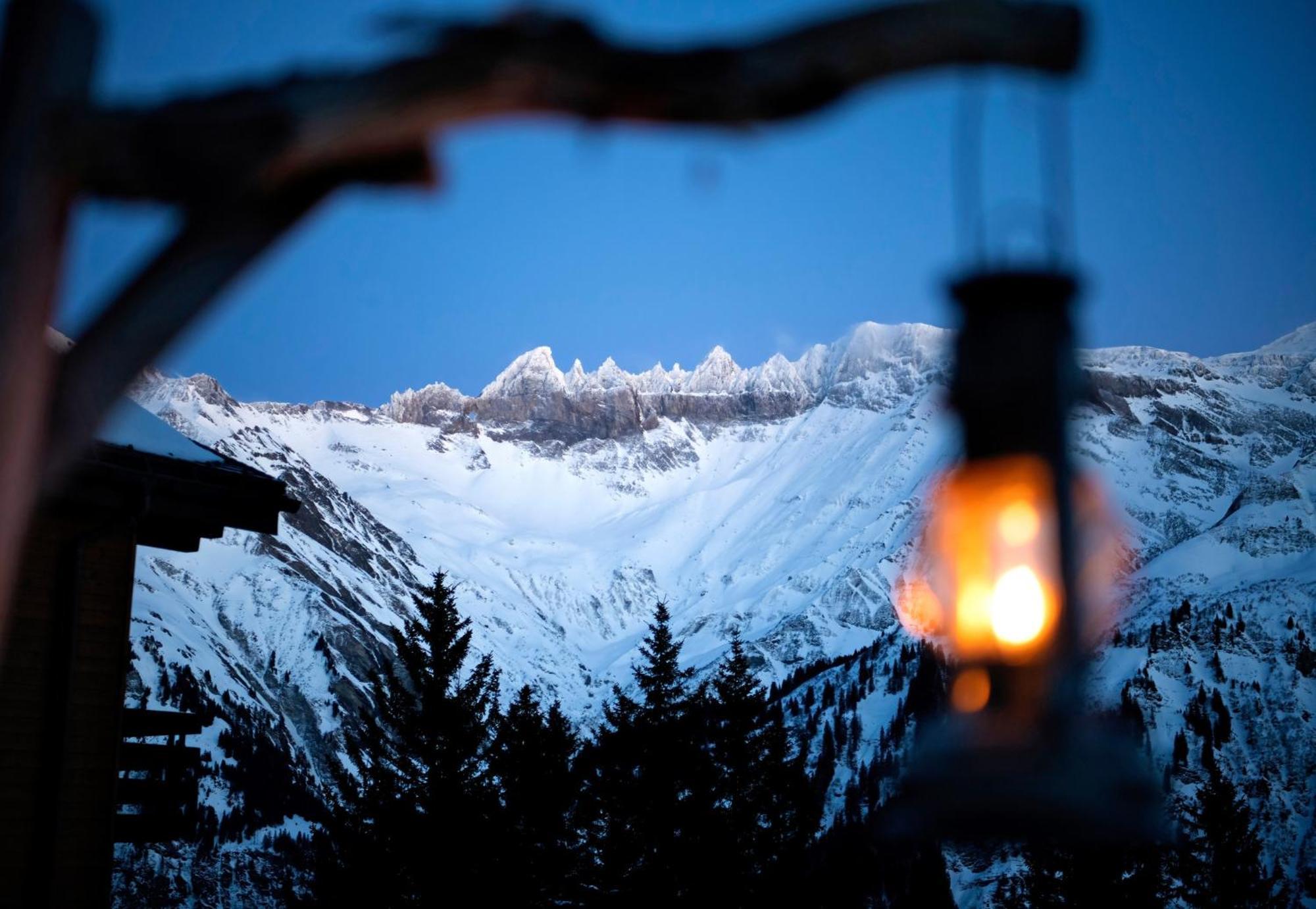Bed And Breakfast - Die Aelplersuit Fuer Backpackers Im Berghuesli Linthal Kültér fotó