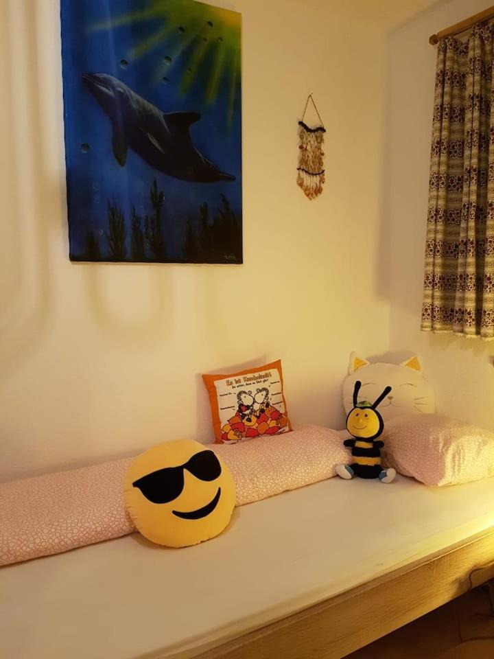 Bed And Breakfast - Die Aelplersuit Fuer Backpackers Im Berghuesli Linthal Kültér fotó